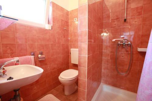 Hostal Rooms & Apartment Albina