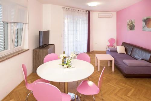 Apartments Mare