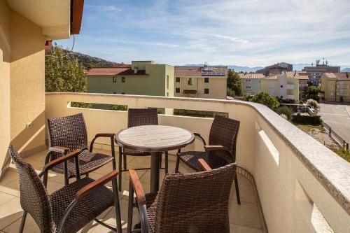 Apartments Mare