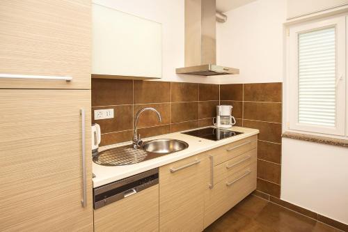 Apartments Mare