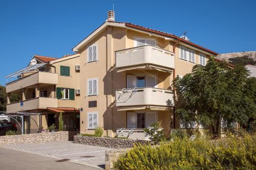 Apartments Mare