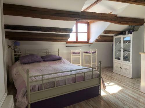 Hostal Apartments Authentic Baska