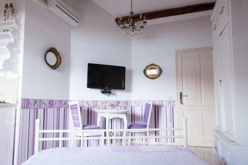 Hostal Apartments Authentic Baska