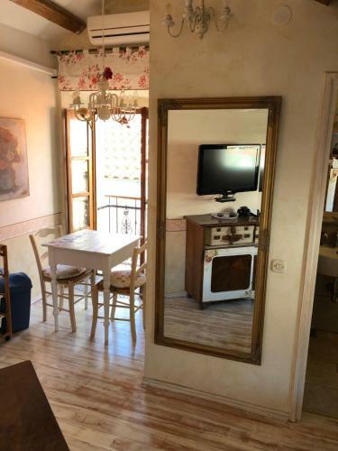 Hostal Apartments Authentic Baska