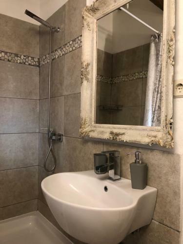Hostal Apartments Authentic Baska