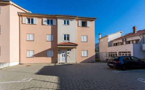 Apartamentos Tinka
