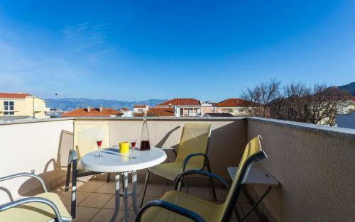 Apartamentos Tinka