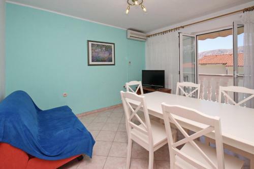 Hostal Apartments Alex