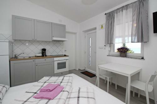Apartments Lavanda - Kricin