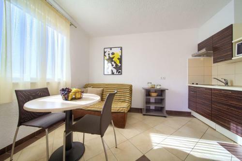 Apartamentos Ba?ka Point