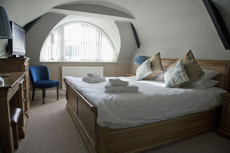 Hotel Brecon Castle