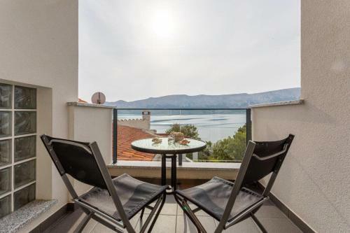 Hostal Room 2 D&d, Baska