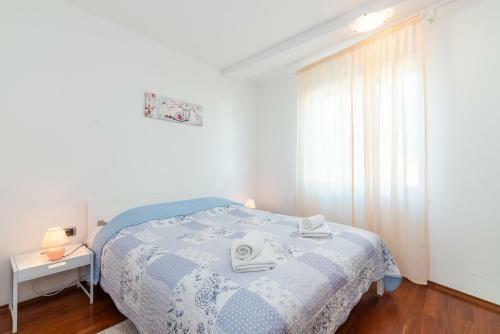 Apartment Mimoza 5, Baska, Krk