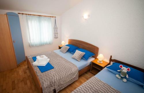 Apartments Mikulina