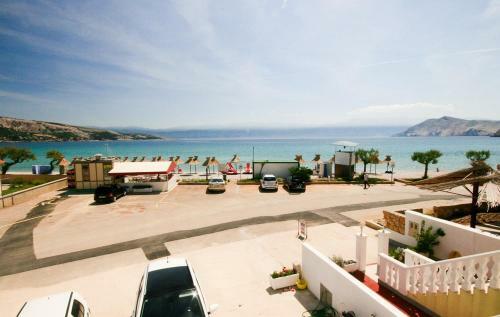 Beach Apartment Baska