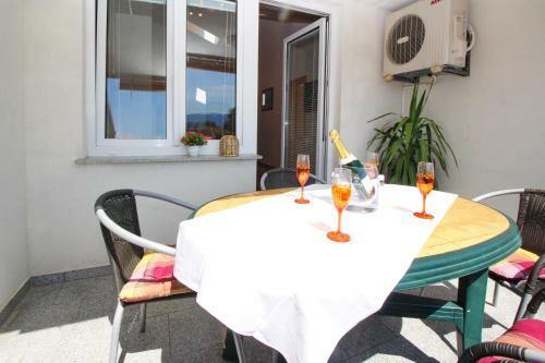 Apartments Aquarium Dorcic