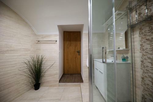 Apartmani Dvor Betina