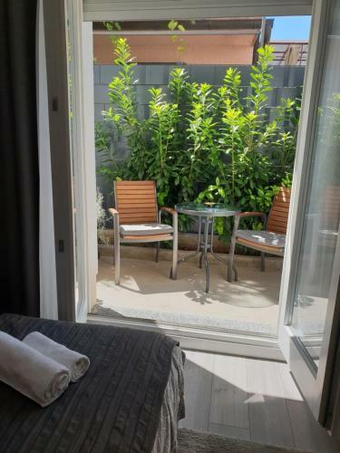 Apartmani Kameno Sidro