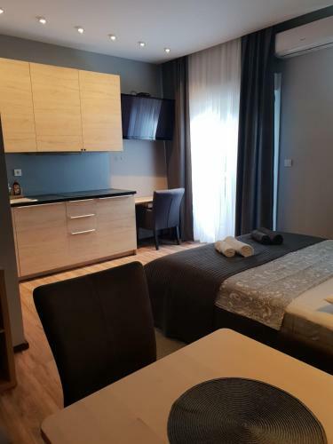Apartmani Kameno Sidro