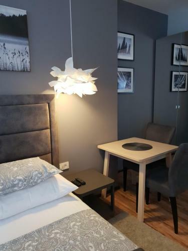 Apartmani Kameno Sidro