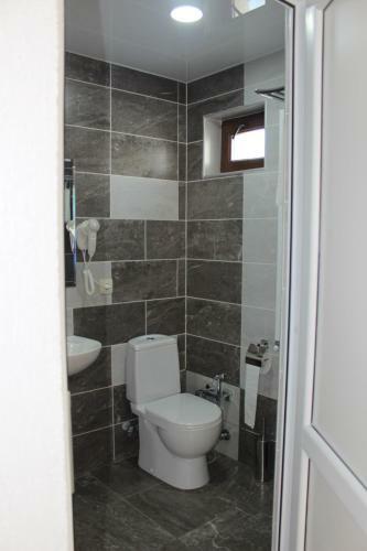 Hotel Ketino's Home