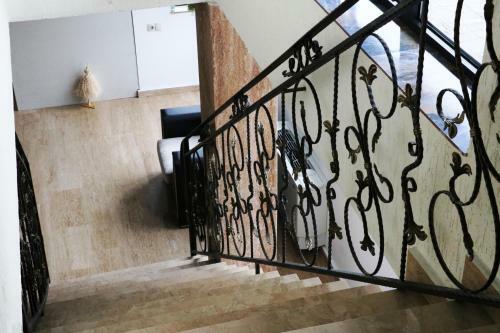 Hotel Ketino's Home
