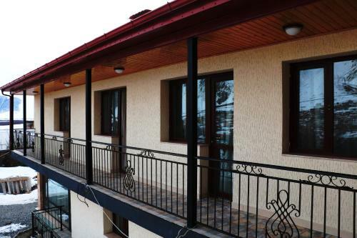 Hotel Ketino's Home
