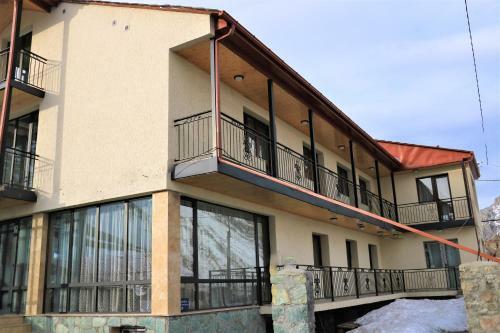 Hotel Ketino's Home