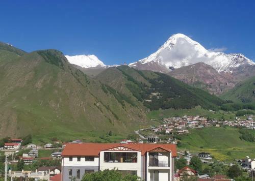 Hostal Peak View Kazbegi