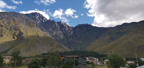 Hostal Peak View Kazbegi