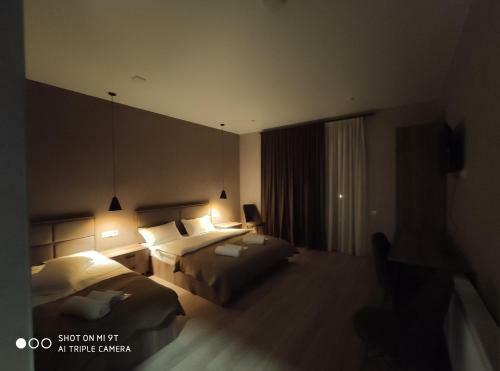 Hotel Sweet Night