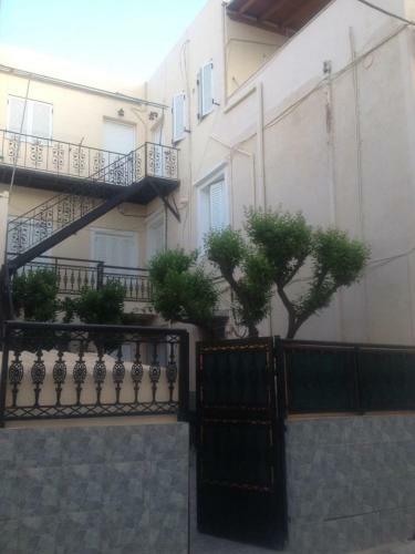 Soulas Apartments -???-
