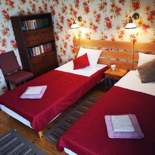 Hostal Centra Apartamenti