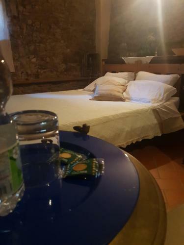 Hostal UNA Finestra Sul Borgo