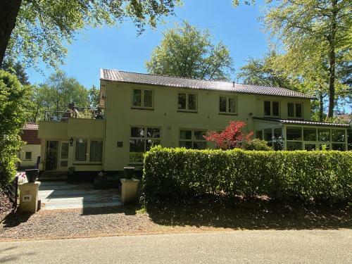 B&B In De Aap Gelogeerd