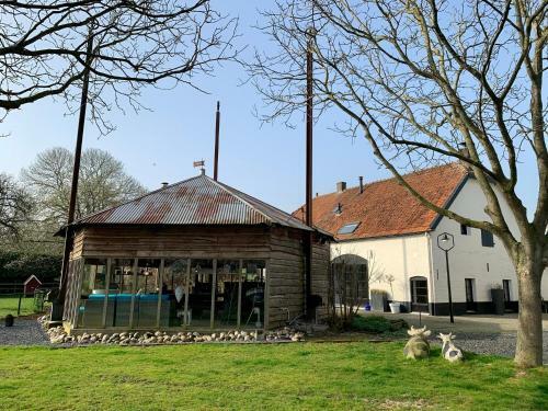 Luxe Vakantiewoning De Notenboom