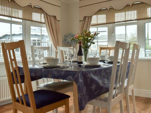 Eryl Mor Lodge