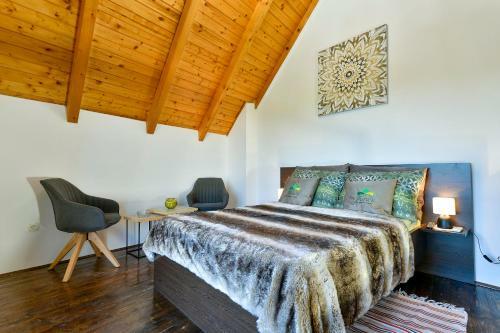 Jura's Country House