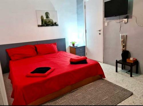 Hostal Sliema - Private Rooms With AC And Wifi