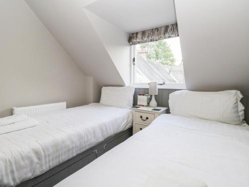 Coach House 1 - Pullwood Bay