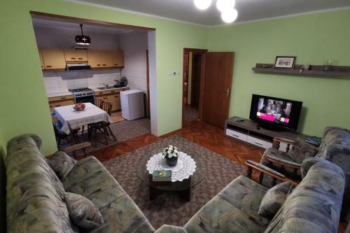 Apartman ?kudar