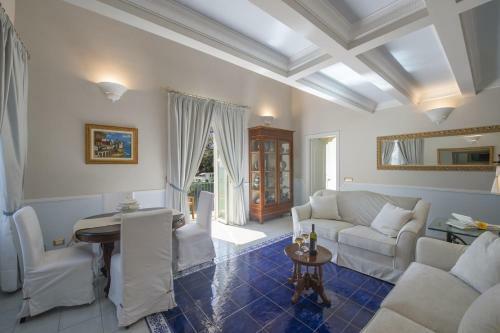 Amore Rentals - Villa Lauro
