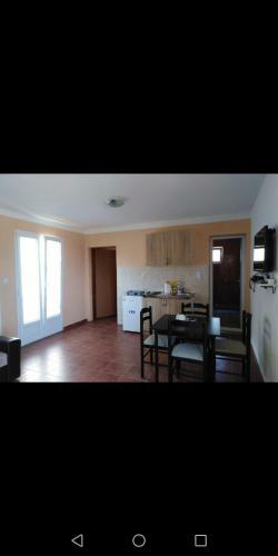 Apartmani - Preno?i?te ?ebek Sutomore