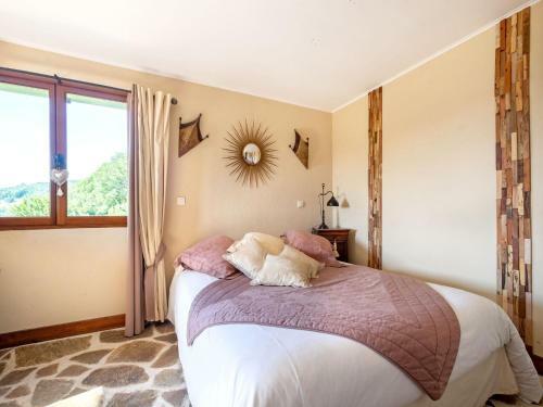 Plush Holiday Home In Altillac With A Private Swimming Pool