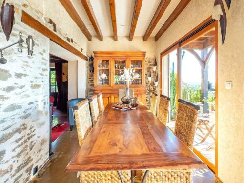 Plush Holiday Home In Altillac With A Private Swimming Pool