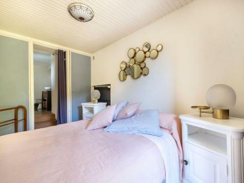 Plush Holiday Home In Altillac With A Private Swimming Pool