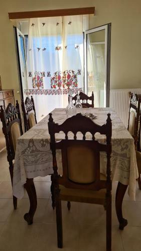''prasini Folia'' Apartment For 2-5 Persons