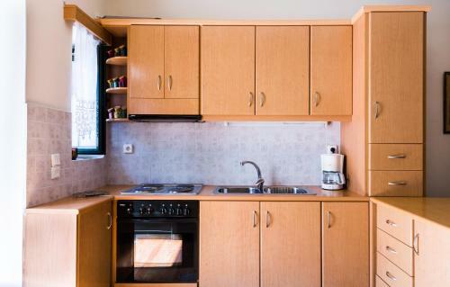 Traditional Stone Maisonette In Anogeia