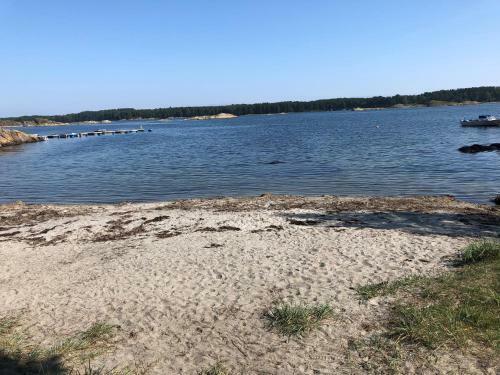 Apartamento Ferieleilighet P� Trom�y, Arendal