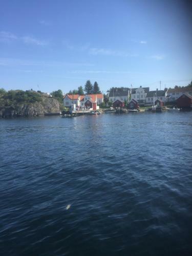 Apartamento Ferieleilighet P� Trom�y, Arendal